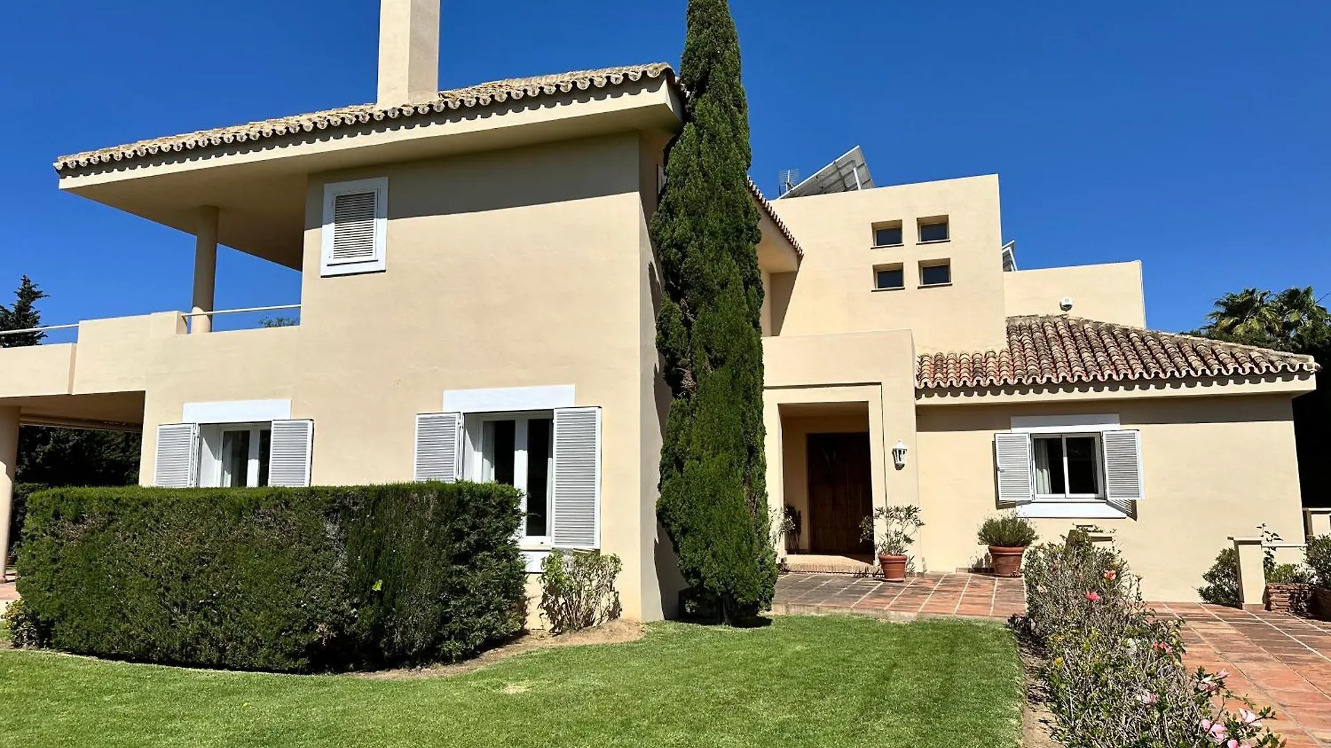 Xpce Artola Playa - Villa De Lujo Con Pista De Padel Privada Y Piscina Marbella